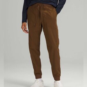 Lululemon ABC Jogger Shorter 28" *Warpstreme Deep Artifact Size Large